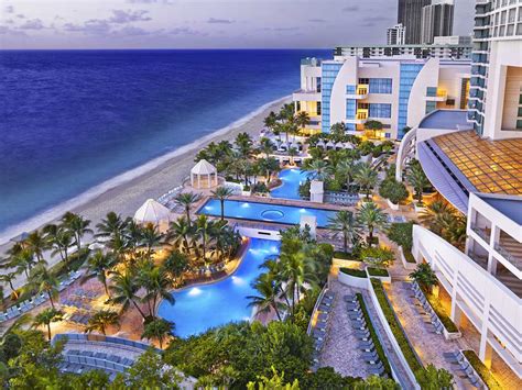 best hilton beachfront resorts.